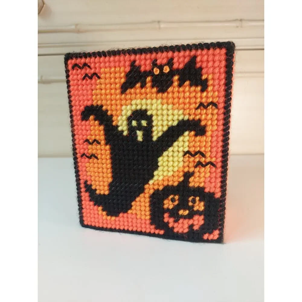 Vintage Handmade Needlepoint Tissue Box Holder Plastic Canvas Halloween Fall